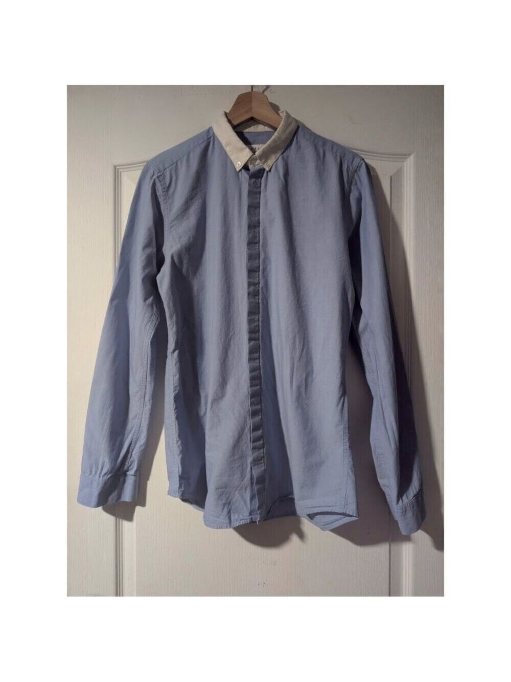 Sandro | Men's Contrast Collar Hidden Placket Button Down Shirt In Blue/White